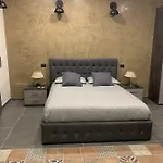Casa Scassacocchi * נאפולי