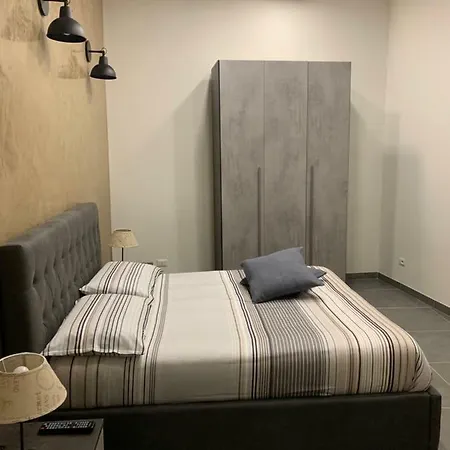 Casa Scassacocchi Neapel